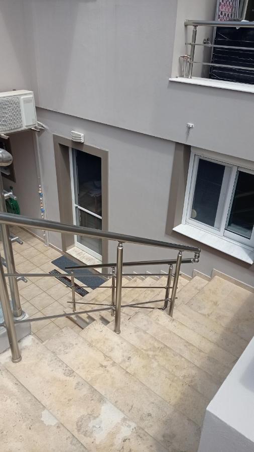 Elena Apartment Артемида Екстериор снимка